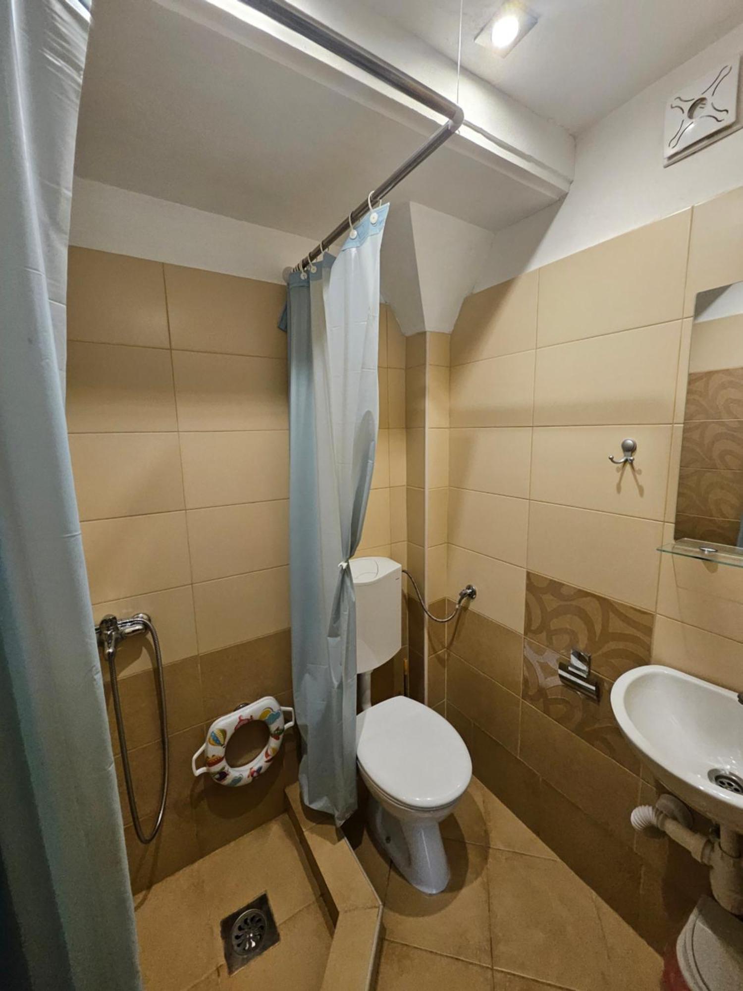 Villa Altiparmak Resen Exterior foto